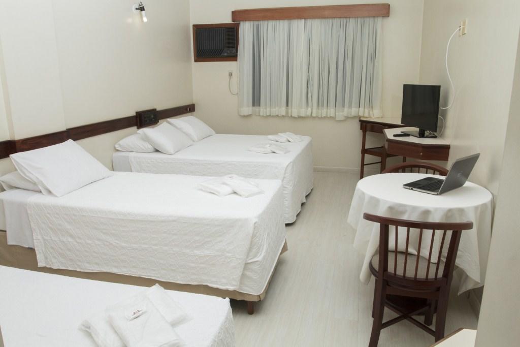 Carlton Plaza Hotel Uberlândia Exterior foto