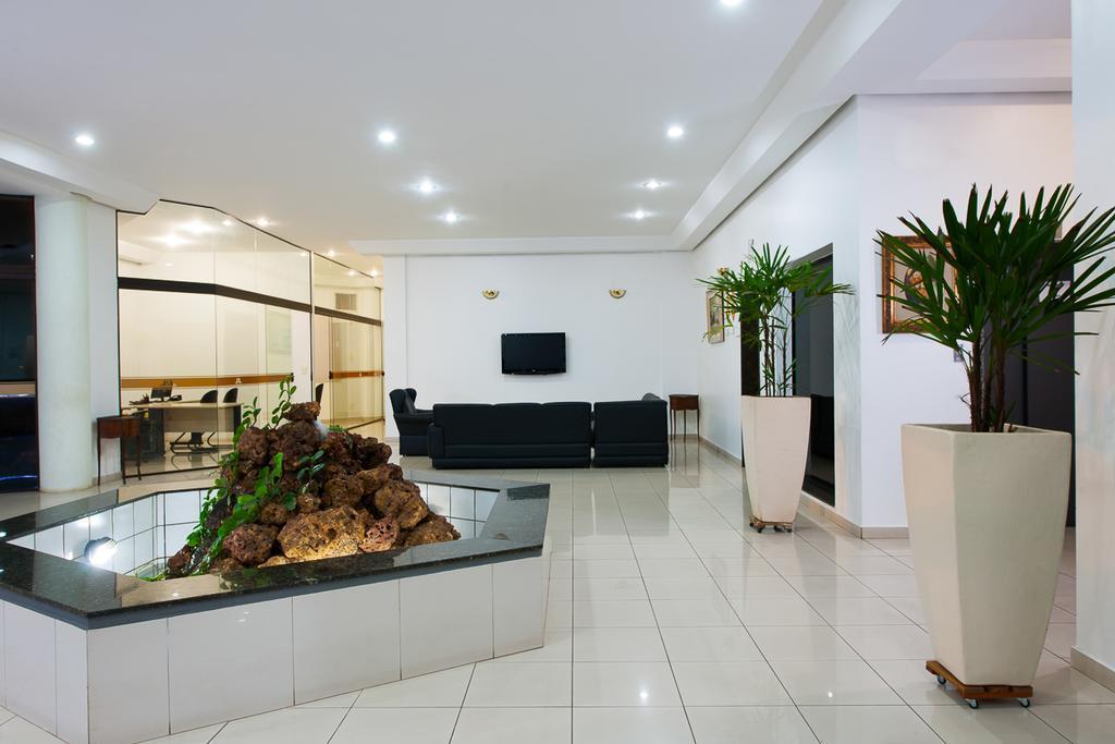 Carlton Plaza Hotel Uberlândia Exterior foto