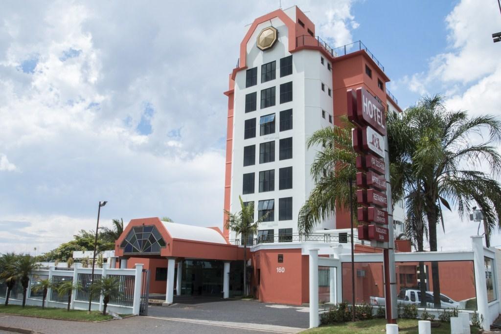 Carlton Plaza Hotel Uberlândia Exterior foto