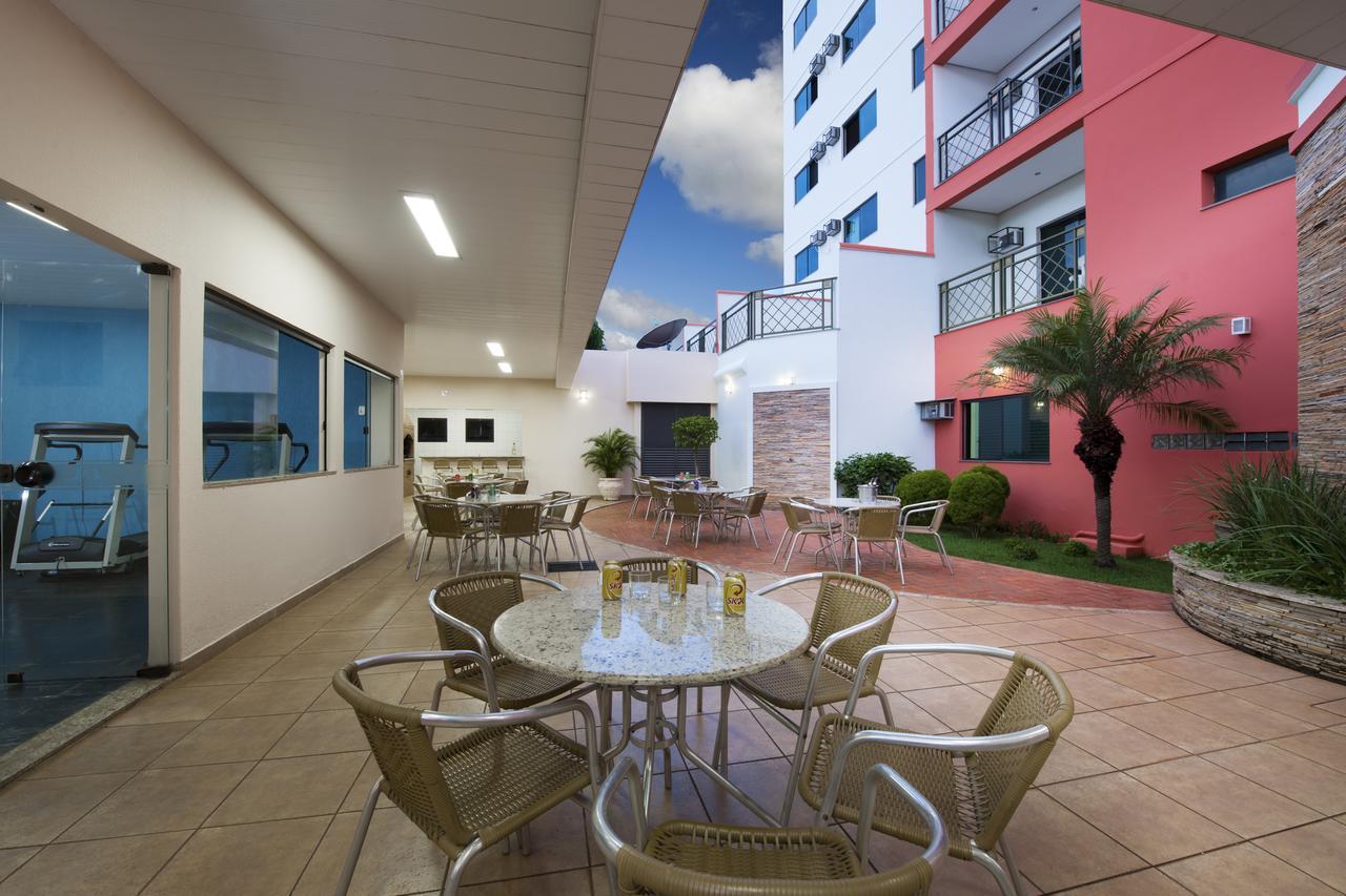 Carlton Plaza Hotel Uberlândia Exterior foto